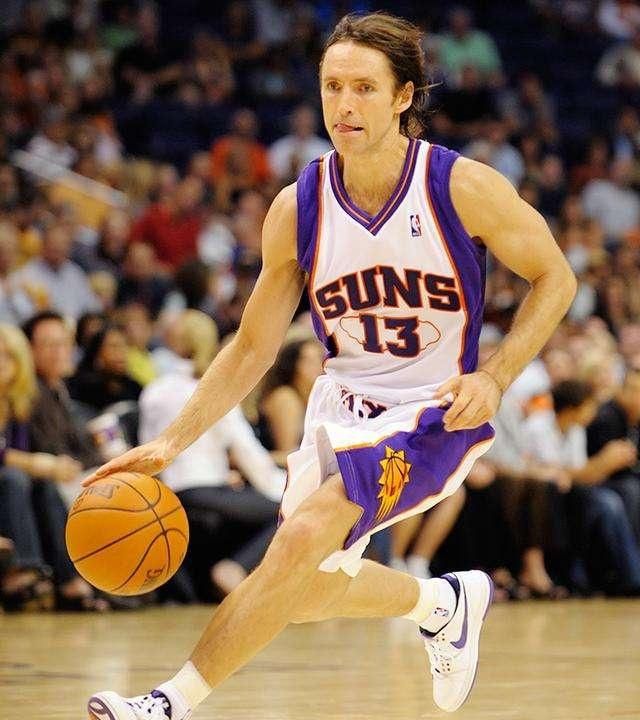 欧冠淘汰赛前瞻：拜仁客战曼城,（欧冠淘汰赛焦点前瞻：拜仁做客挑战曼城）