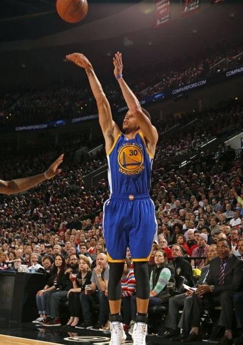 这节表现出色！杨瀚森2助攻&2篮板&造对手2次进攻犯规（单节高光！杨瀚森送出2助攻、摘下2篮板并造成对手2次进攻犯规）