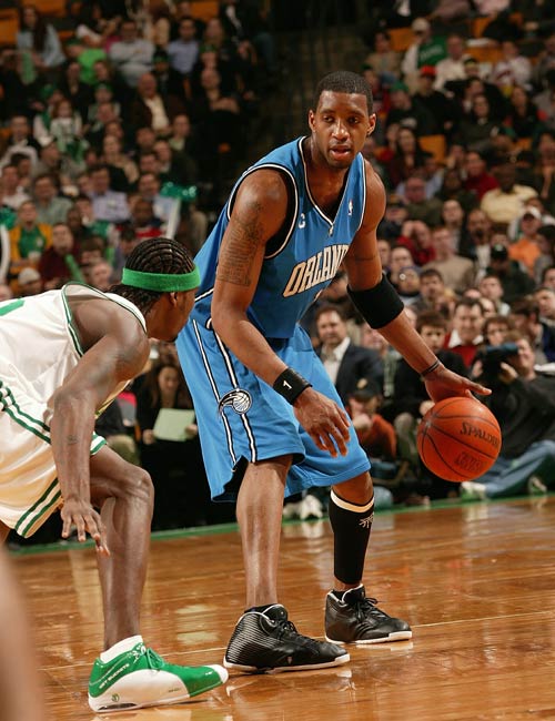 官方：京都不死鸟与主帅曹贵裁续约至26／27赛季结束（京都不死鸟官宣与主帅曹贵裁续约至2026-27赛季末）