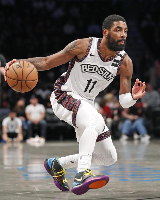 边锋突破一条龙，全场沸腾（边锋连过数人破门，观众欢声雷动）