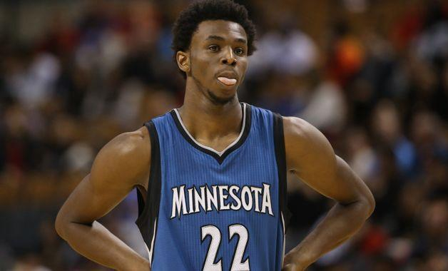 NBA战报：格莱姆斯22分，76人116-101轻取雄鹿（76人116-101力克雄鹿，格莱姆斯贡献22分）